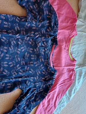 Mothercare set of 3 baby tops like new, size 9-12 months