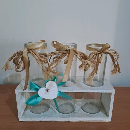 Trio wooden vase used