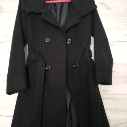 Black coat like new, fitted at bust and waist, size S