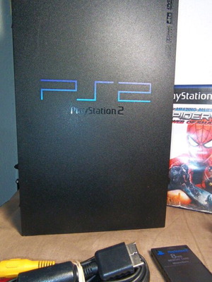 Sony Playstation 2 μεταχειρισμένο με 3 παιχνίδια και αξεσουάρ