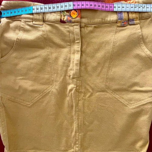 Denim skirt like new, size M, croc color