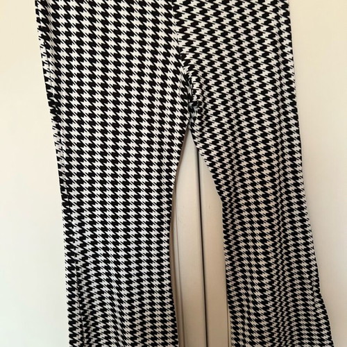 Vila elastic women's pants large like new, black and white