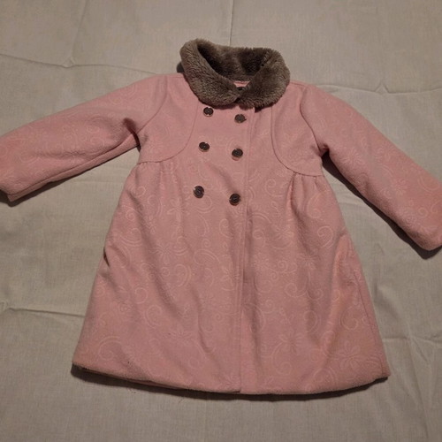 Chicappie coat size 3Y like new, pink with eco-fur collar