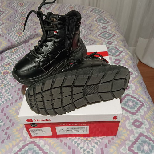 Blondie Apres Ski Boots like new, black, size 36