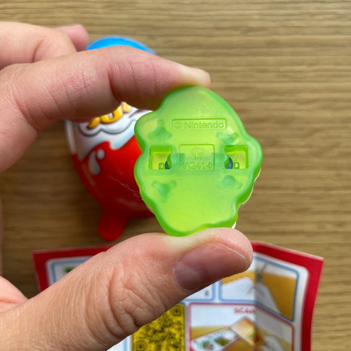 Фигура Luigi Kinder Joy Super Mario Nintendo 2025 нова