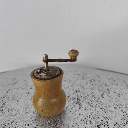 Vintage Italian spice mill used