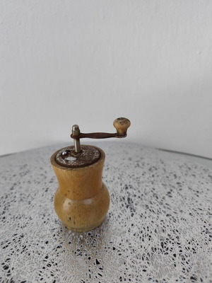 Vintage Italian spice mill used