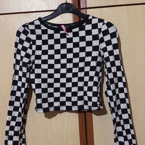 Crop top long sleeve black and white checkerboard Pink Woman new, small