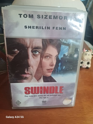 Swindle DVD like new with subtitles