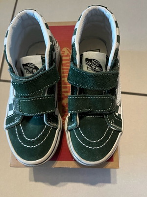 Vans shoes green no. 27.5