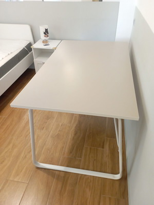 Gaming desk