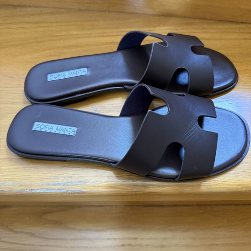 Sofia Manta women's leather brown sandals size 41 like new