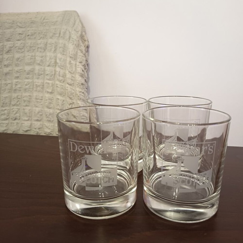 Dewar's Scotch glasses set of 4 like new