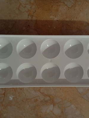 Παλέτα ζωγραφικής πλαστική καινούργια με δέκα θέσεις