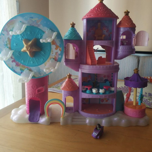 Mattel Polly Pocket Rainbow Amusement Park playset