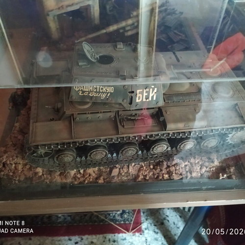 Diorama KV-1 new, Soviet heavy tank battle of Berlin
