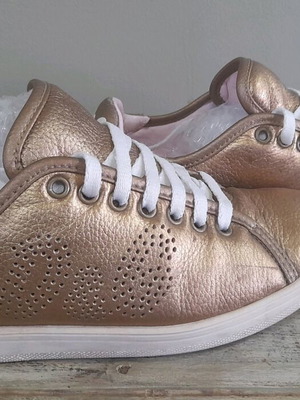 Dolce and Gabbana sneakers μεταχειρισμένα, χρυσαφί γνήσιο δέρμα νούμερο 36