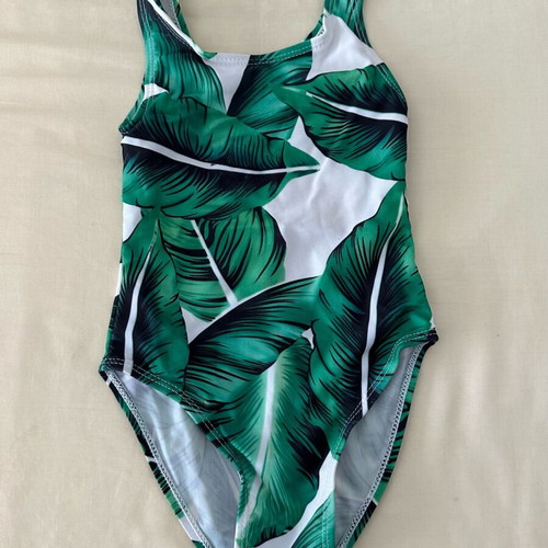 Swimming suit size 3, 98 cm like new