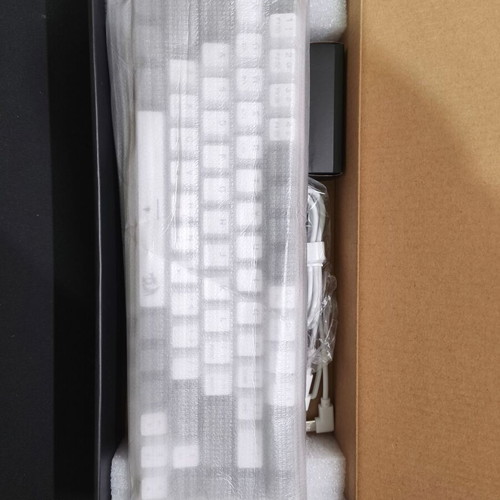 Redragon K652 Castro Pro Wireless Mechanical Keyboard like new