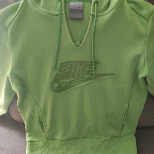 Nike hoodie small like new, green