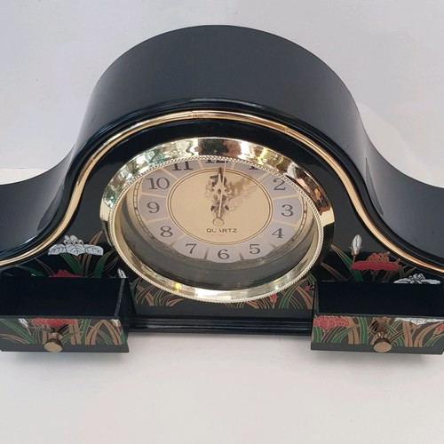 Vintage mantel clock used with two decorative drawers, battery operated