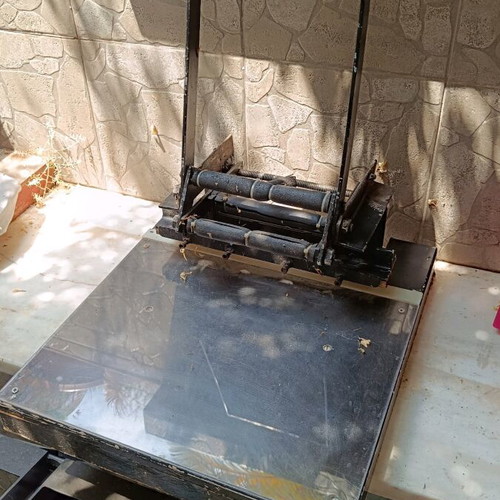 Clothes or Paper Press like new