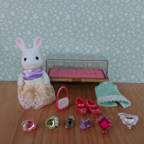 Sylvanian Families Fashion Set like new