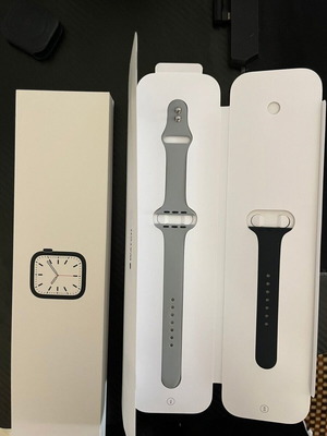 Apple Watch Series 7 45mm σαν καινούριο