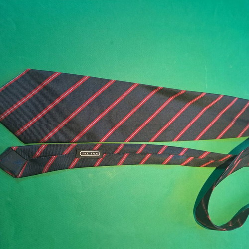 Silk tie like new, blue