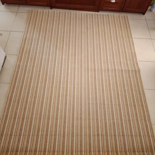 Rug used in soft shades with stripes, 2.30x1.75 m