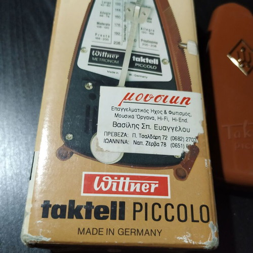 Wittner Taktell Piccolo mechanical metronome like new, brown