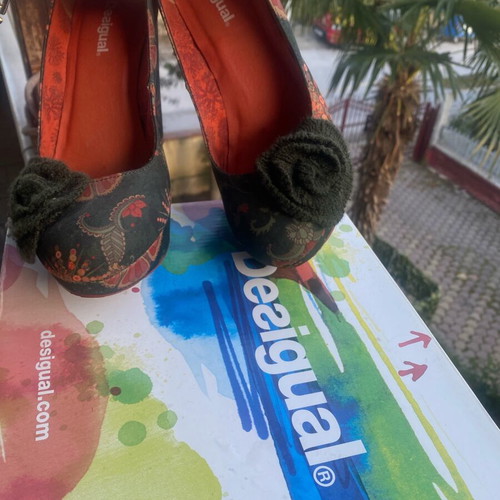 Desigual platform sandals 12 cm new, green and orange