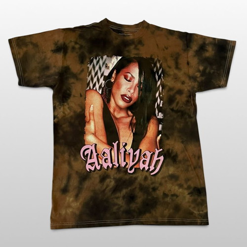 Aaliyah brown graphic T-shirt medium Y2K