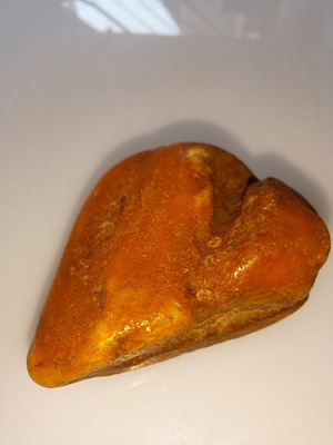 Κεχριμπάρι ακατέργαστο καινούργιο 25,31 γραμμαρίων UV Tasted