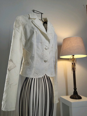 Cream Jacket Thesis σαν καινούργιο, βαμβακερό με κέντημα και δαντέλα
