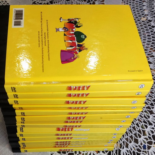 Muzzy interactive collection of 15 books with DVD like new