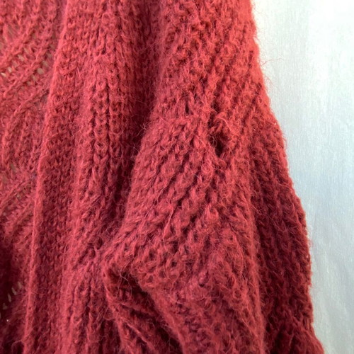 Wool cardigan used wine color size L brand Only with small hole