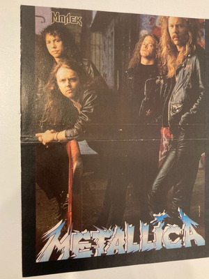 Metallica - Tori Spelling Ένθετο Αφίσα από περιοδικό ΜΠΛΕΚ Σε καλή κατάσταση Τιμή 5 Ευρώ