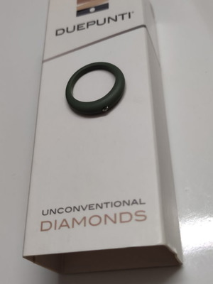 Duepunti ring with diamonds
