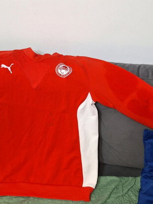 Olympiacos jersey used with stains