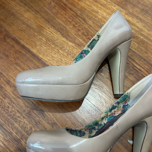 Madden Girl shoes pumps used, size 36, beige