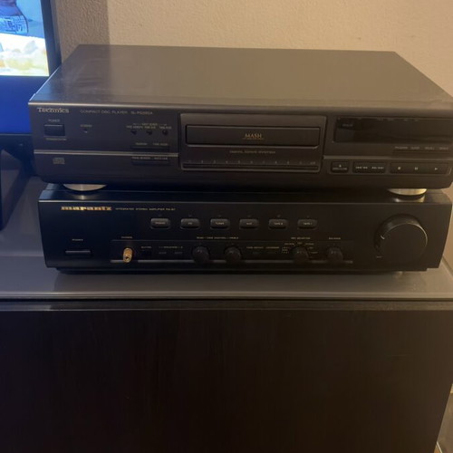 Marantz PM47 amplifier used with Technics SLPG580A CD player