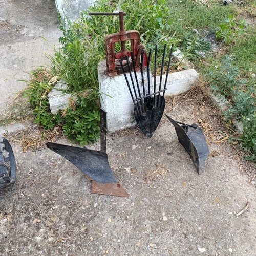 Garden tiller used, few hours of work