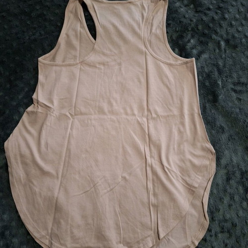 Women's beige t-shirt medium like new