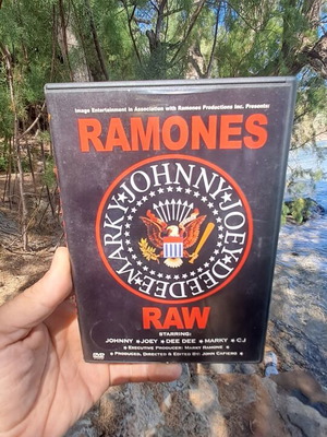 Ramones Raw DVD μεταχειρισμένο, ντοκιμαντέρ με υπότιτλους