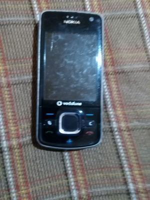 Nokia 6210 cell phone used, functional