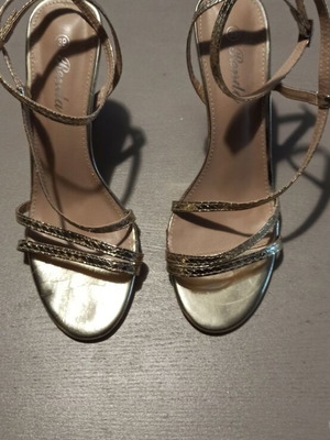 Strappy gold sandals like new, size 39, 10 cm heel