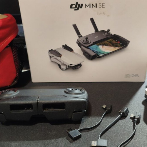 DJI Mini SE drone like new with 2.7K camera and USB Type-C