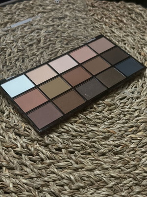 Professional eyeshadow palette new unused