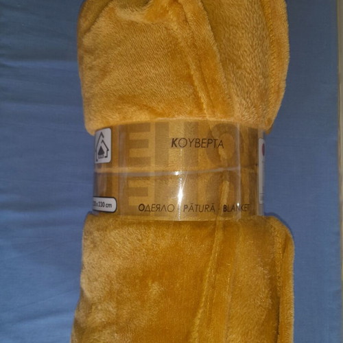 Fleece Blanket Mustard Color 220x230 cm New